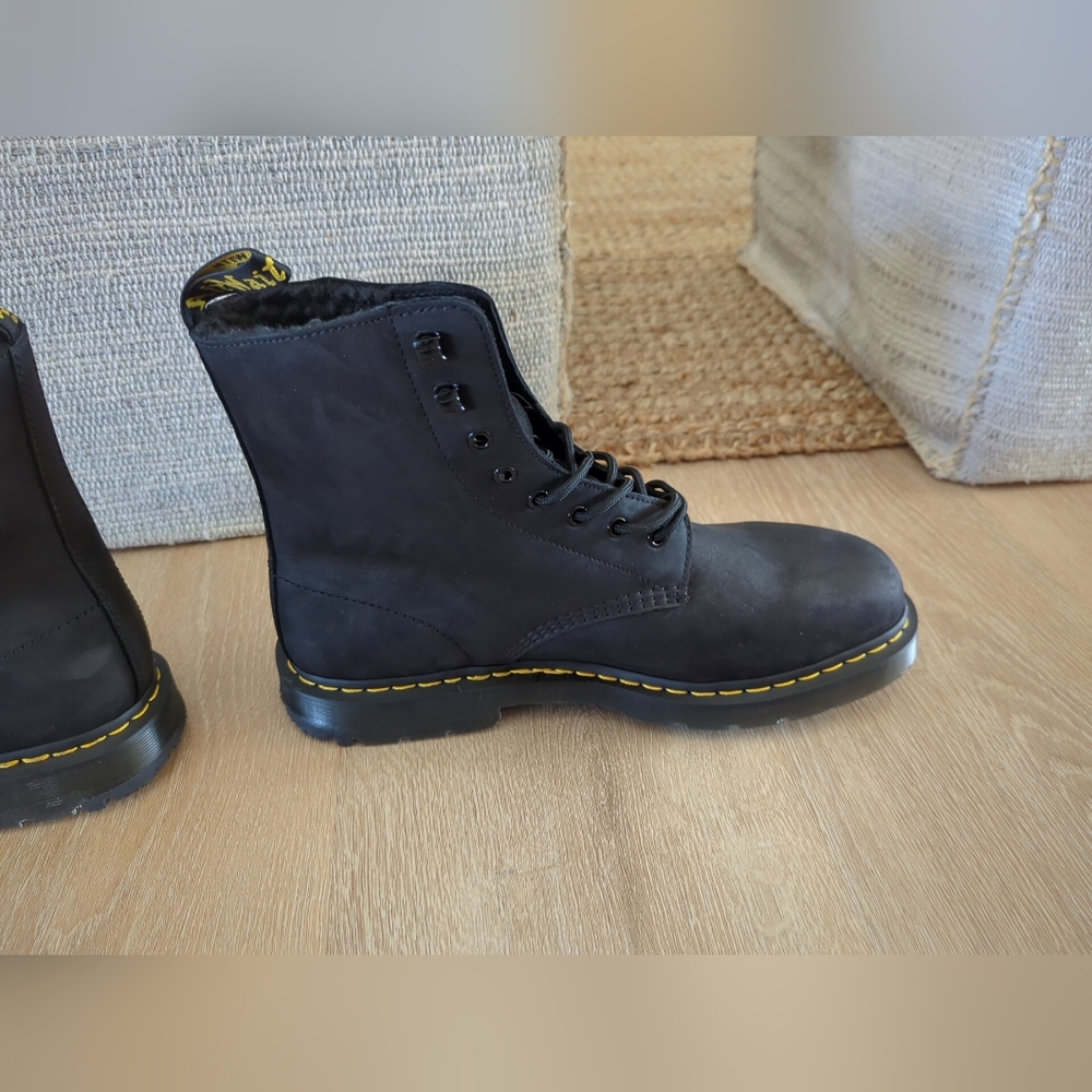 Dr. Marten 1460 Pascal WG Suede Boot, Men, Black, size 13 New - Picture 7 of 10